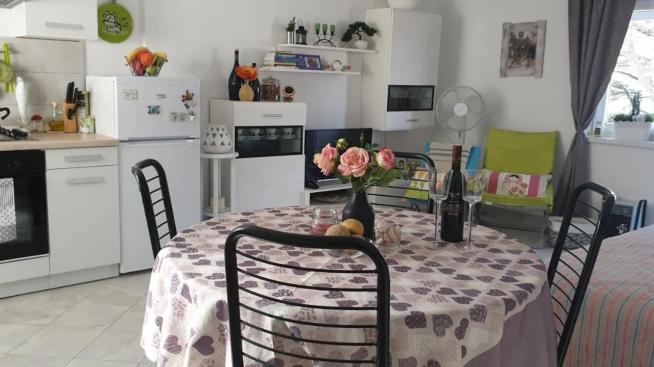 Apartment Oleander Malinska
